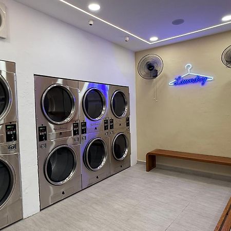V Hotel Johor Bahru Dış mekan fotoğraf