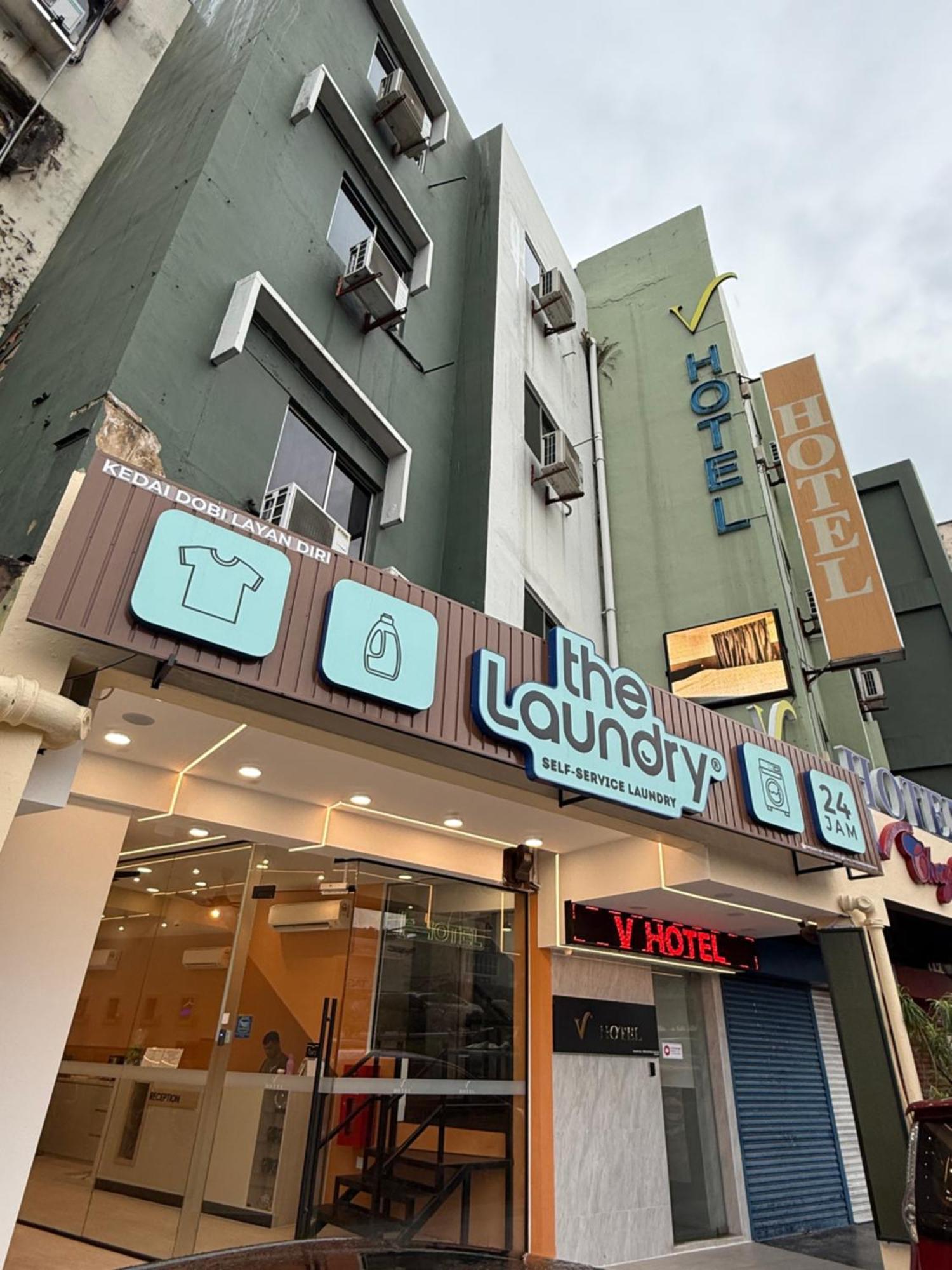 V Hotel Johor Bahru Dış mekan fotoğraf